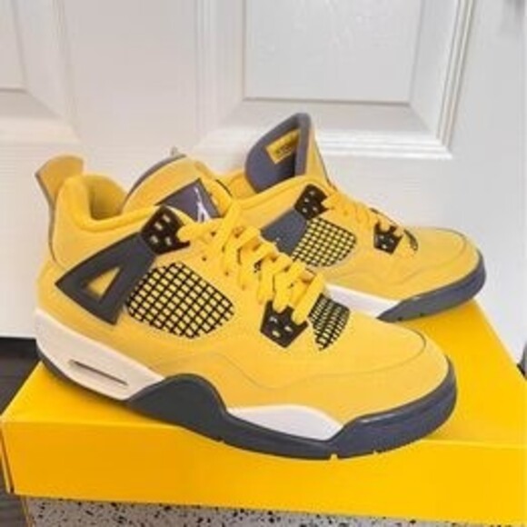 Lightning 4 GS (5y)